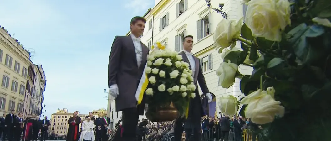 Il Papa in Piazza di Spagna |  | Vatican Media / ACI Group