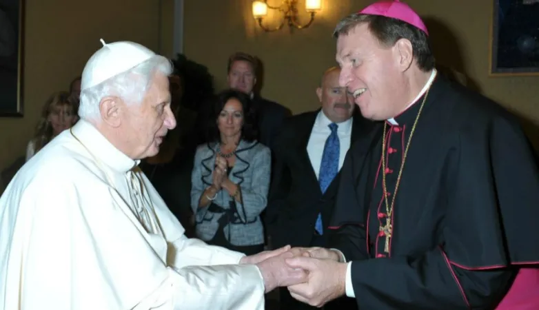 L'Arcivescovo Tobin con Papa Benedetto XVI |  | Archdiocese of Indianapolis