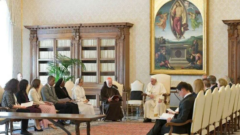 Pontificia Commissione per la Tutela dei Minori | Uno dei passati incontri della Pontificia Commissione per la Tutela dei Minori con Papa Francesco | tutelaminorum.va