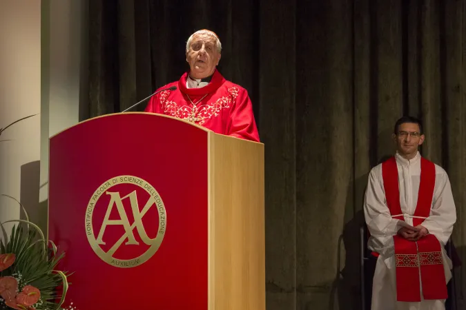 Il Cardinale Giuseppe Versaldi |  | Pontificia facoltà di scienze dell'educazione Auxilium