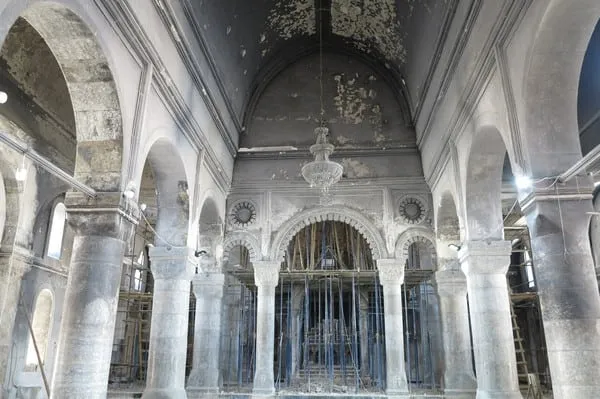 Chiesa di al Tahira, Qaraqosh | Un interno della chiesa di al Tahira di Qaraqosh | ACN