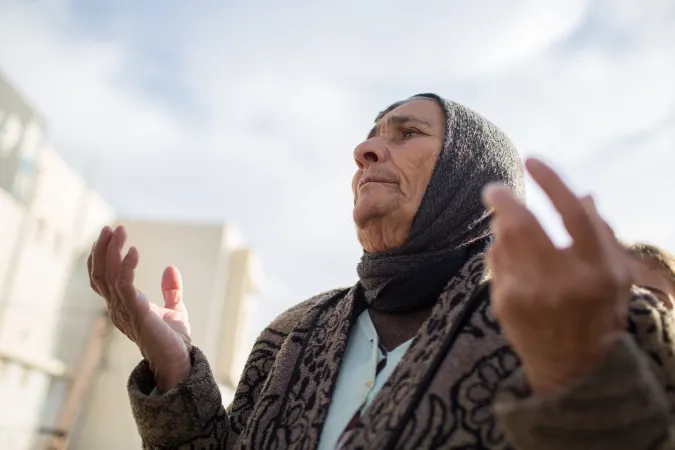 Iraq, campo profughi | Una donna in un campo profughi in Iraq | ACS Italia