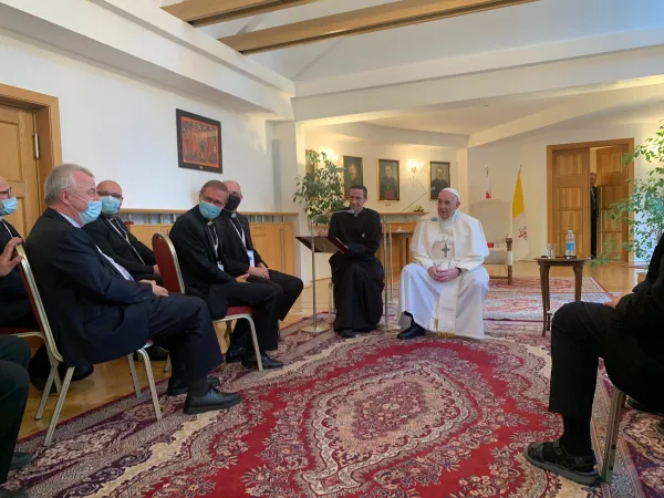 Papa Francesco in Slovacchia | Papa Francesco con i gesuiti slovacchi, Bratislava, 13 settembre 2021 | La Civiltà Cattolica