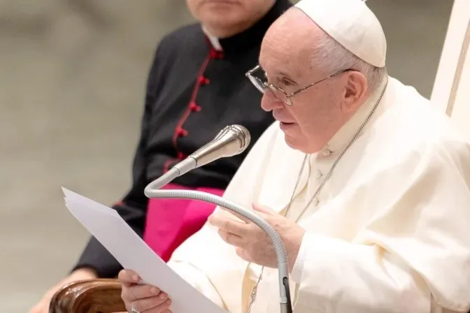 Papa Francesco durante un'udienza generale |  | Daniel Ibanez / ACI group