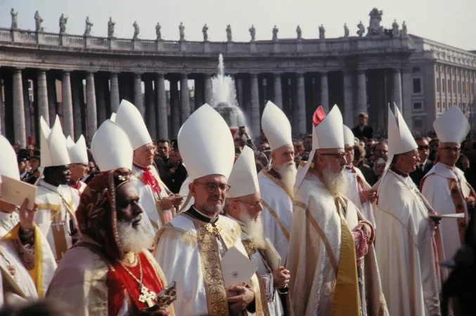 Concilio Vaticano II | Una delle celebrazioni pubbliche del Concilio Vaticano II | Wikimedia Commons