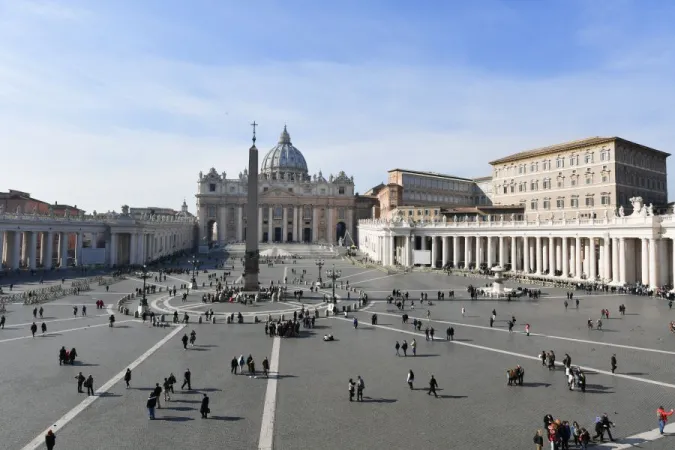 Piazza San Pietro |  | www.basilicasanpietro.va