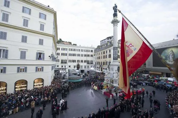 Piazza di Spagna per l'Immacolata Concezione |  | L'Osservatore Romano, ACI Group