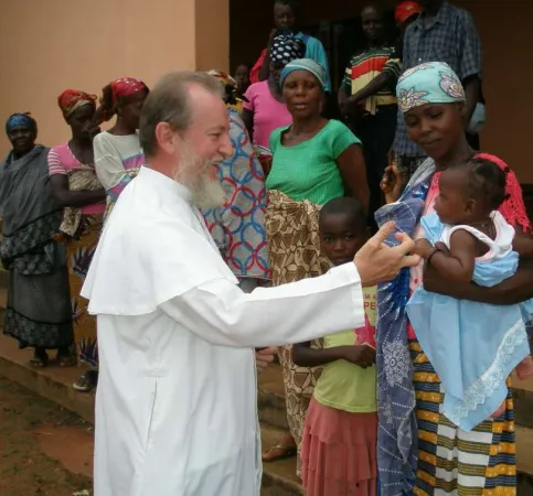 Padre Maccalli | Padre Pierluigi Maccalli  | Società Missioni Africane