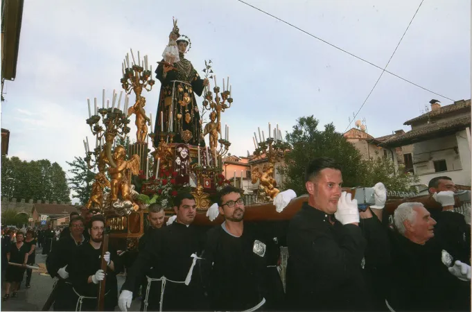 Un momento della processione a Rieti di sant' Antonio  |  | giugnoantonianoreatino.it