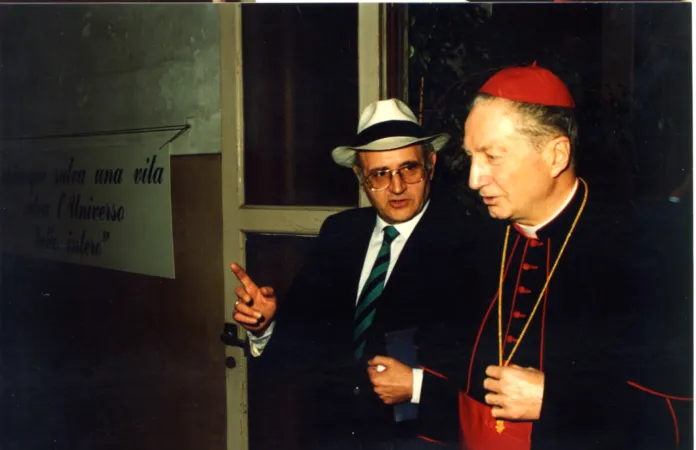 Rabbino Laras e Carlo Maria Martini | Il rabbino Laras con il Cardinale Carlo Maria Martini in una foto degli anni Ottanta | CEM Mondialità 