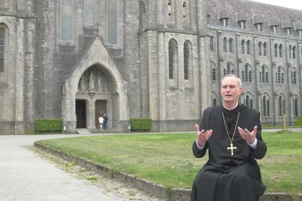 Padre Bernard Lorent a Maredsous / YouTube