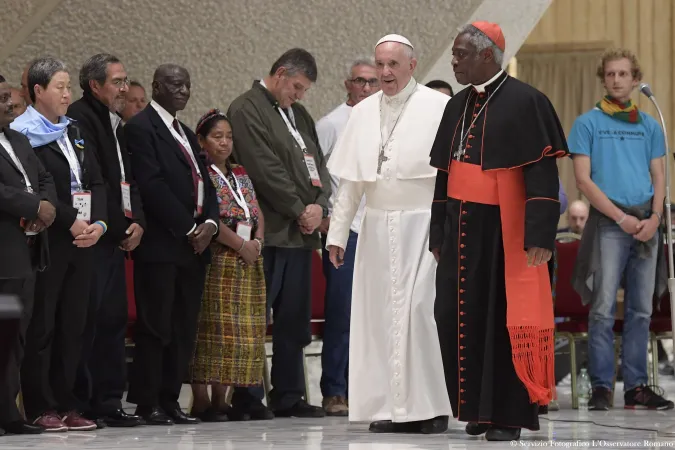 Il Papa nella udienza ai Movimenti Popolari  |  | Osservatore Romano