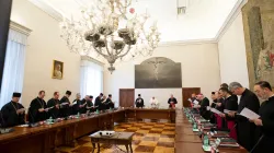 Papa Francesco presiede l'incontro con il Sinodo della Chiesa Greco Cattolica Ucraina, Sala Bologna, Palazzo Apostolico Vaticano, 5 luglio 2019 / Vatican Media / ACI Group