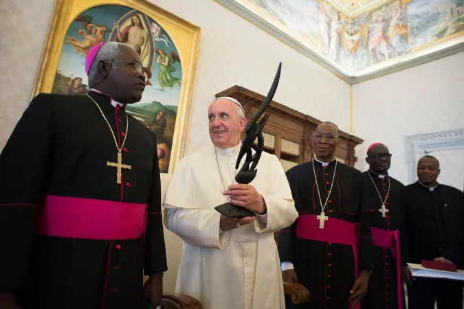 Papa Francesco vescovi Mali | I vescovi del Mali da Papa Francesco in visita ad Limina | © L'Osservatore Romano Foto