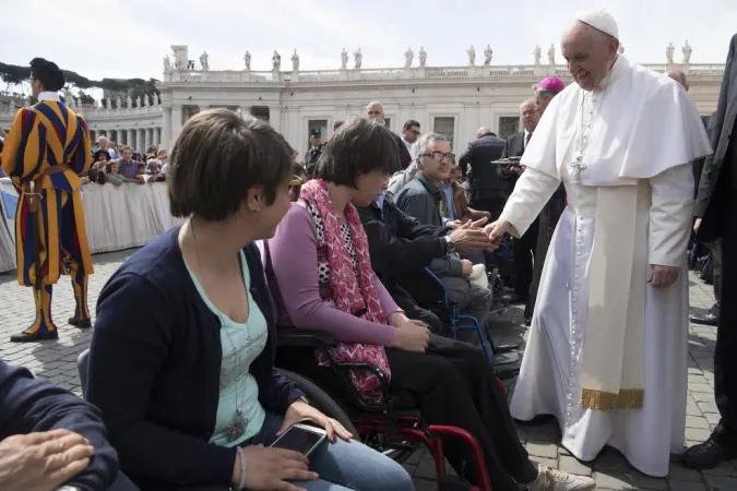 Papa Francesco durante un' Udienza Generale |  | L'Osservatore Romano, ACI Group