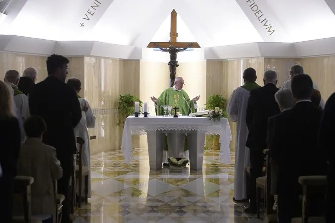 Papa Francesco a Santa Marta | Papa Francesco durante una delle messe a Santa Marta  | L'Osservatore Romano / ACI Group