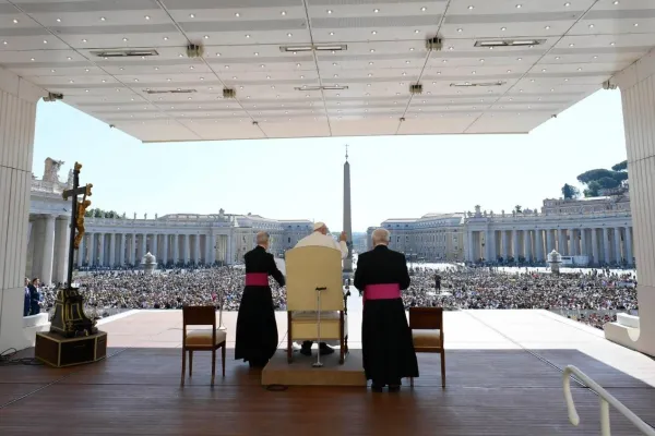 Papa Francesco all'udienza in Piazza San Pietro / Credit Vatican Media