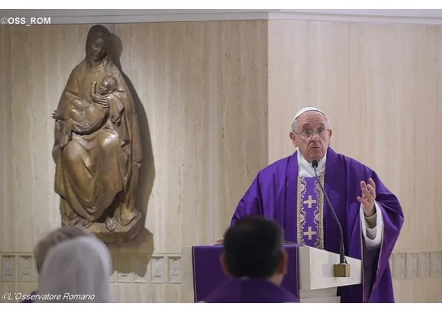 Papa Francesco Santa Marta | Papa Francesco celebra a Casa Santa Marta | Osservatore Romano