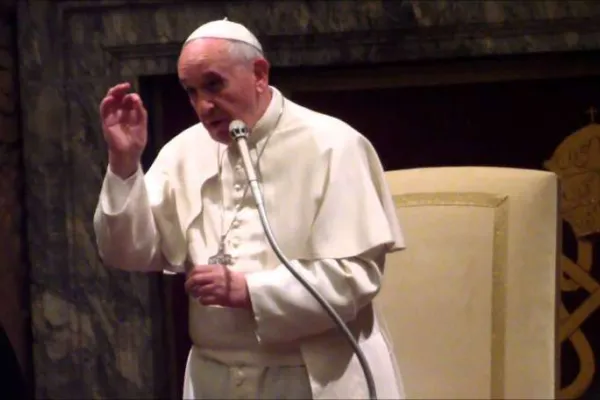 Papa Francesco durante una udienza nel Palazzo Apostolico / Archivio ACI