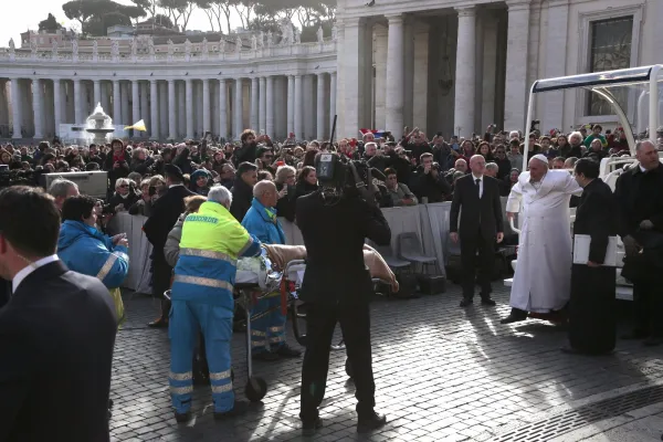 Papa Francesco durante l'udienza generale, 10 febbraio 2016 / Alan Holdren / Catholic News Agency 