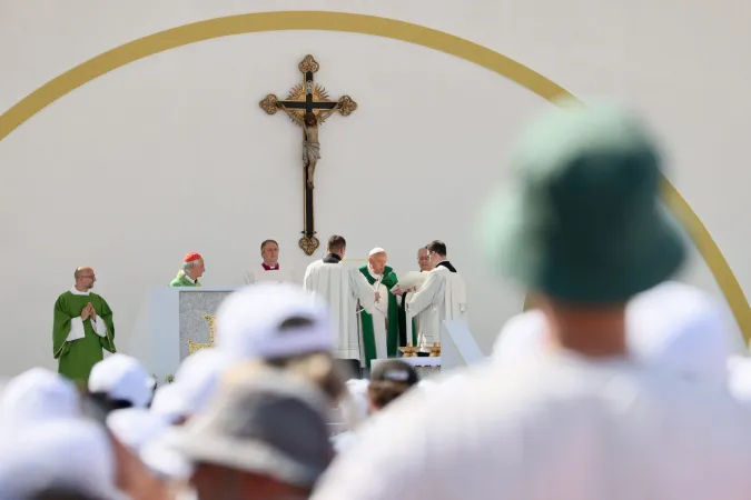 Il Papa celebra la Santa Messa a Trieste |  | Daniel Ibanez / ACI Group