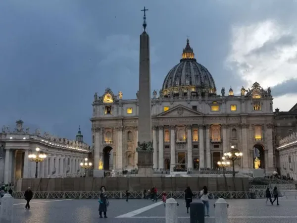 Piazza San Pietro  |  | Acistampa