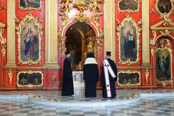 I tre membri della delegazione del Patriarcato Ecumenico di Costantinopoli a Kyiv / Orthodox Times