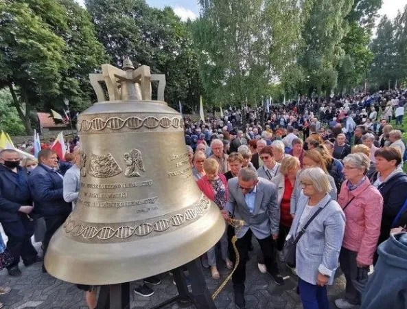 Il pellegrinaggio in Polonia della  Campana per la Vita  |  | Fondazione “Sì alla Vita”