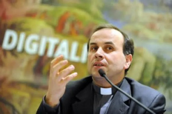 Mons. Domenico Pompili / chiesacattolica.it