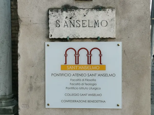 Il Pontificio Ateneo S. Anselmo |  | MM Aci Stampa