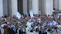 Papa Francesco durante l'incontro con i ministranti del 2015  / Bohumil Petrik / ACI Group