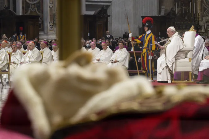 Papa Francesco | Papa Francesco durante l'omelia della Messa di commemorazione dell'apertura del Concilio, Basilica Vaticana, 11 ottobre 2022 | Vatican Media / ACI Group