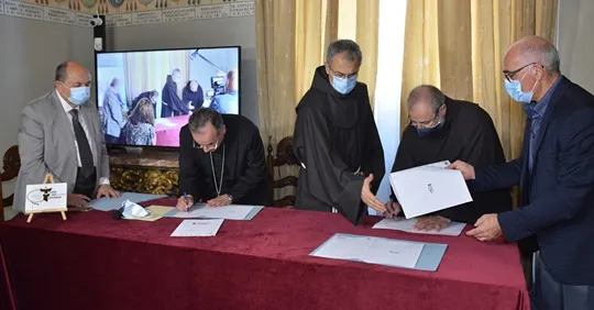 Rieti, Carta di Intenti | La firma della Carta di Intenti tra Diocesi di Rieti, Provincia di San Bonaventura, comuni di Rieti e Greccio | Chiesa di Rieti