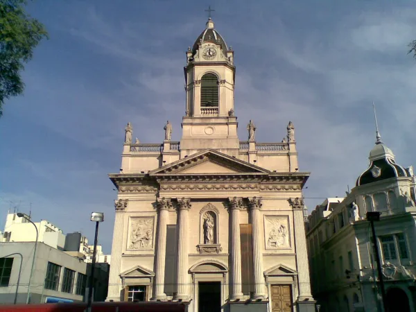 Basilica di San José de Flores | Basilica di San José de Flores, dove fu battezzato Jorge Mario Bergoglio | Sito ufficiale