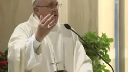 Papa Francesco durante una Messa a Santa Marta / CTV