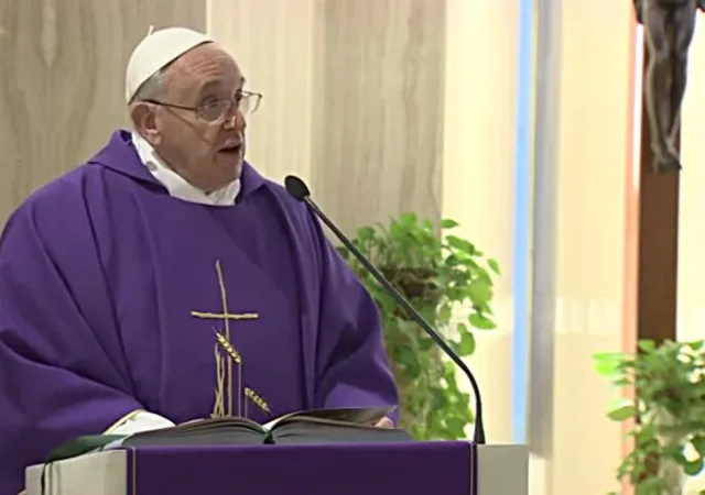 Papa Francesco a Santa Marta | Papa Francesco durante un Messa nella Domus Sanctae Marthae | CTV