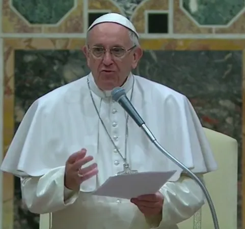 Papa Francesco in Sala Regia | Papa Francesco parla ai missionari della misericordia in Sala Regia, Palazzo Apostolico Vaticano, 9 febbraio 2016 | CTV