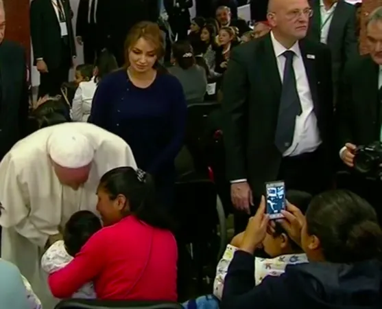 Papa Francesco all'ospedale Federico Gomez | Papa Francesco all'ospedale Federico Gomez di Città del Messico, 14 febbraio 2016 | CTV