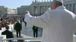 Papa Francesco durante l'udienza generale del 24 febbraio  / CTV