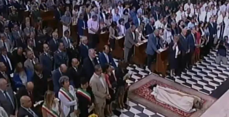 Un momento della ordinazione episcopale di Pierbattista Pizzaballa |  | Bergamo TV