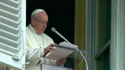 Papa Francesco durante l'Angelus dell'11 settembre 2016 / CTV