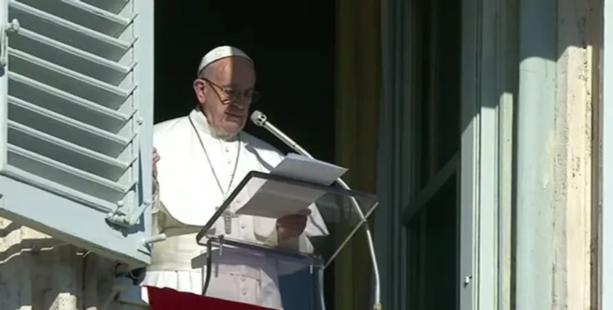 Papa Francesco all'Angelus | Papa Francesco durante l'Angelus di Santo Stefano | CTV