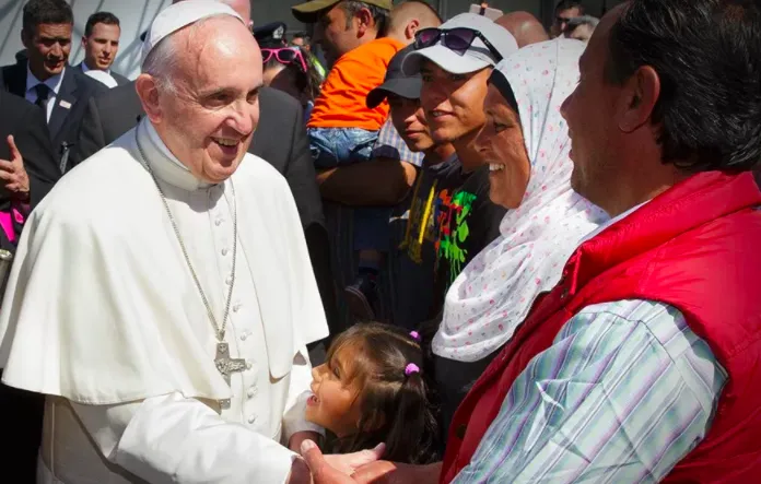 Papa Francesco e i migranti | Papa Francesco incontra i migranti  | Sezione Migranti e rifugiati