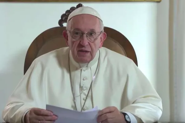 Papa Francesco durante un videomessaggio  / Vatican Media 