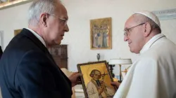 Papa Francesco in uno dei passati incontri con Carl Anderson, Cavaliere Supremo dei Cavalieri di Colombo / Archivio ACI