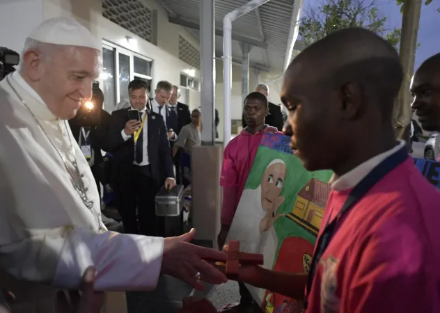 Papa Francesco a Casa Matteo 25 |  | Vatican Media