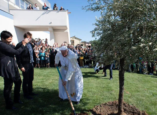 Papa Francesco alla Comunità Nuovi Orizzonti |  | Vatican Media/ Aci Group