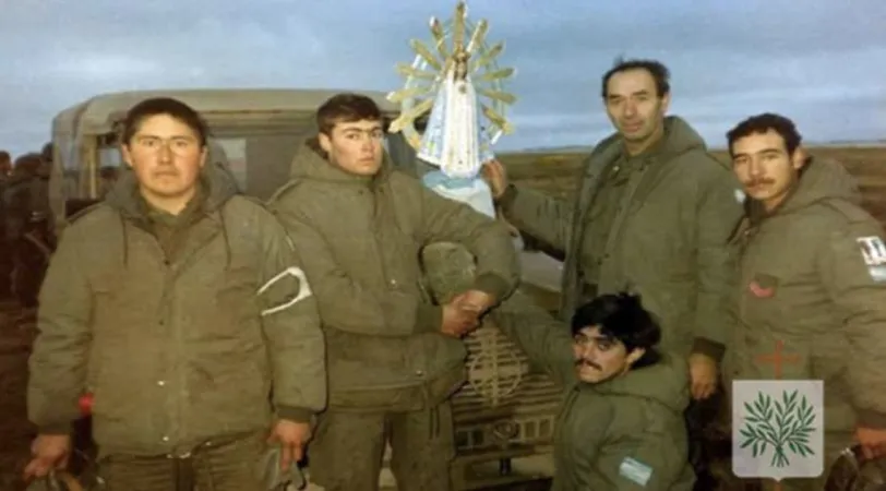 I soldati argentini con la Vergine di Lujan Foto: Episcopato castrense di Argentina | I soldati argentini con la Vergine di Lujan
 | Foto: Episcopato castrense di Argentina