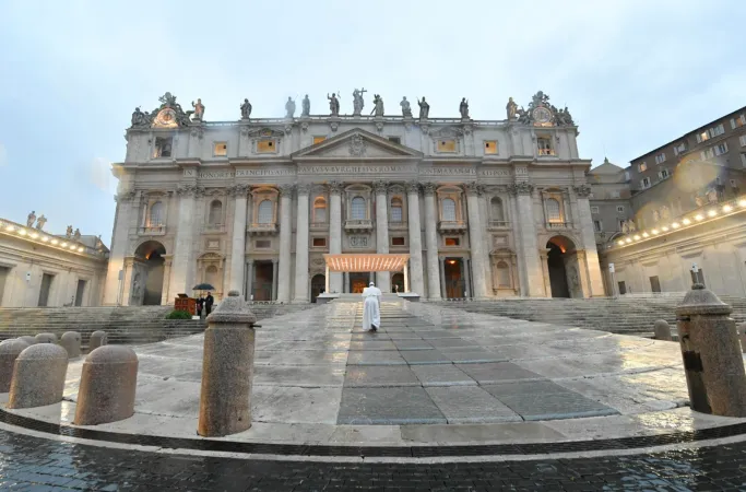 Papa Francesco in Piazza San Pietro  |  | Vatican Media 