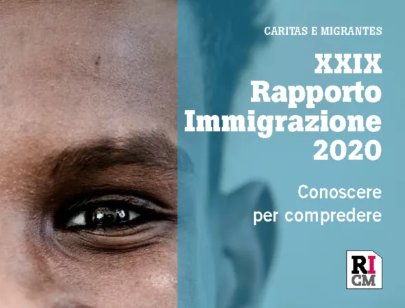 Un dettaglio della copertina del volume del Rapporto  |  | Migrantes 